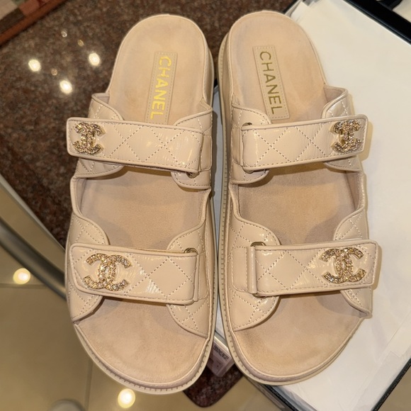 Chanel Light Beige Quilted Slide Slide Sandals With Crystals Size 41 - Picture 3 of 11